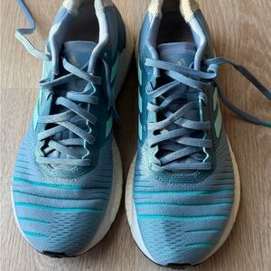 adidas Women's Athletic Sneakers in Light Blue with Aqua Highlights